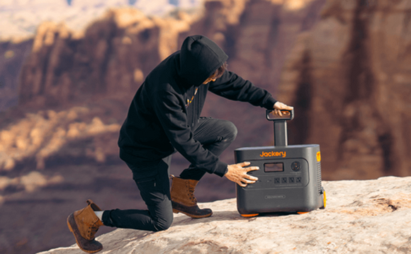 Jackery Explorer 3000 Pro Portable Power Station